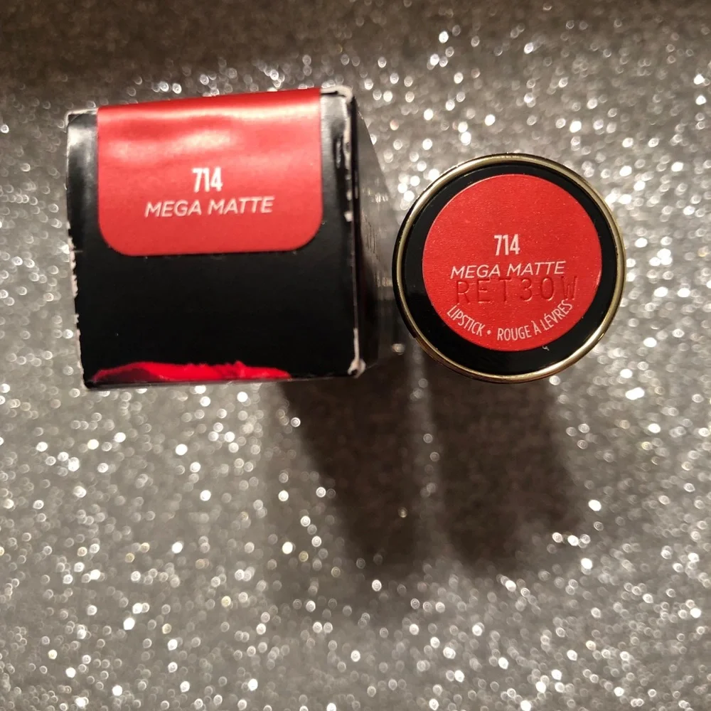BNIB! HTF! Discontinued Urban Decay Vice Lipstick 💄 in 714